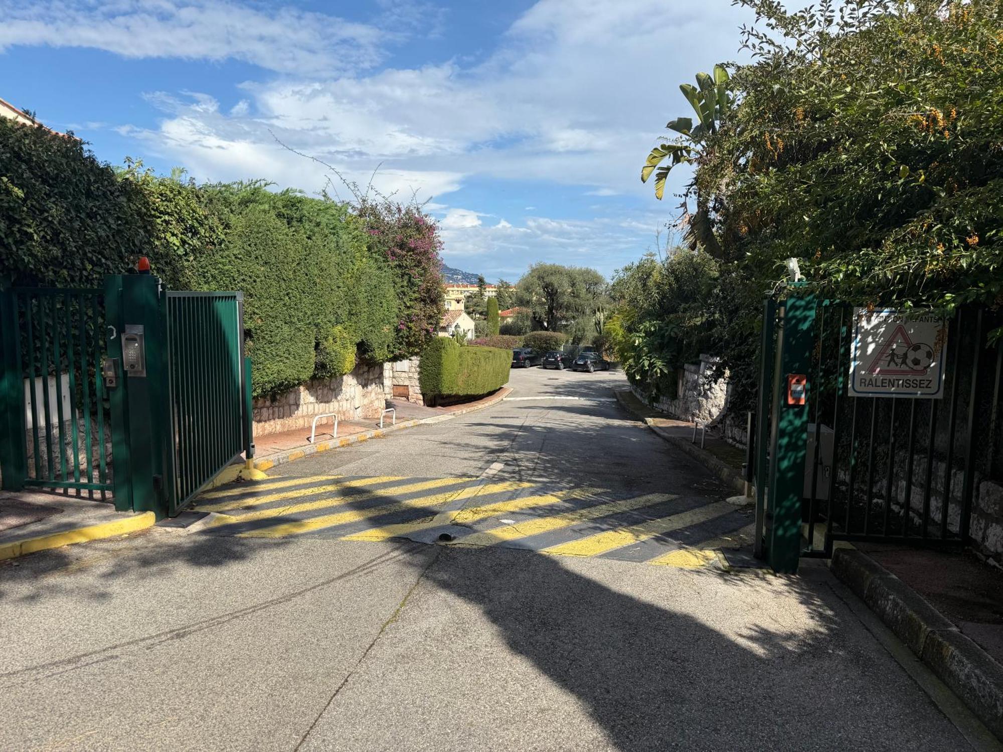 Studio Calme A Deux Pas De La Mer Avec Jardin Et Parking Prive Beaulieu-sur-Mer Exterior photo