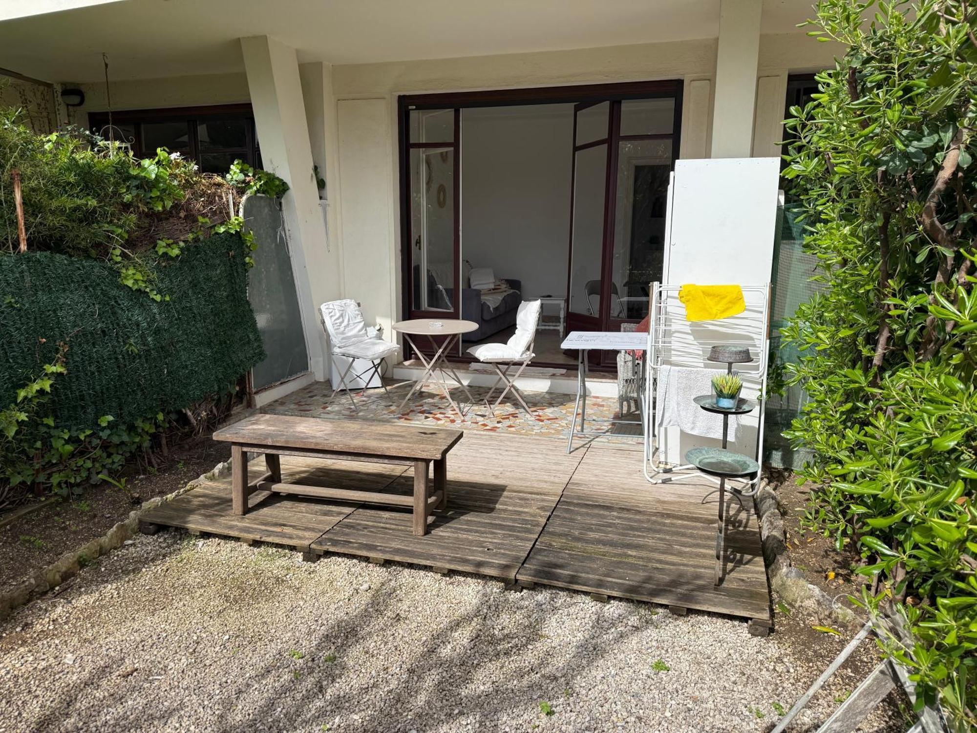Studio Calme A Deux Pas De La Mer Avec Jardin Et Parking Prive Beaulieu-sur-Mer Exterior photo